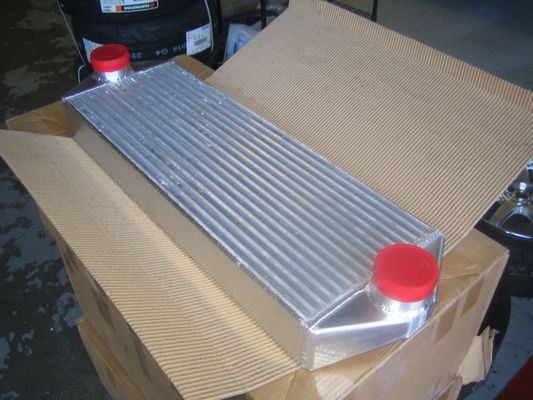 Compacte Vacuüm Finned BuisWarmtewisselaar/Aluminiumintercooler voor Auto