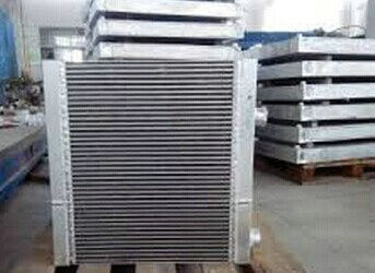 Gesoldeerde ingenieur/de Gelaste Plaat en VinRadiator van de Warmtewisselaar Op zwaar werk berekende Olie