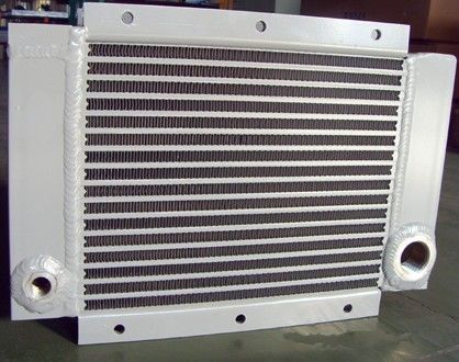 Van de de Vinlucht van de aluminiumplaat van de de CompressorWarmtewisselaar het Gesoldeerde Koelsysteem Vacuüm