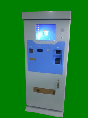 De Alleen Kiosk van de Ooutdoortribune voor Busstation, vloer bevindende kiosk